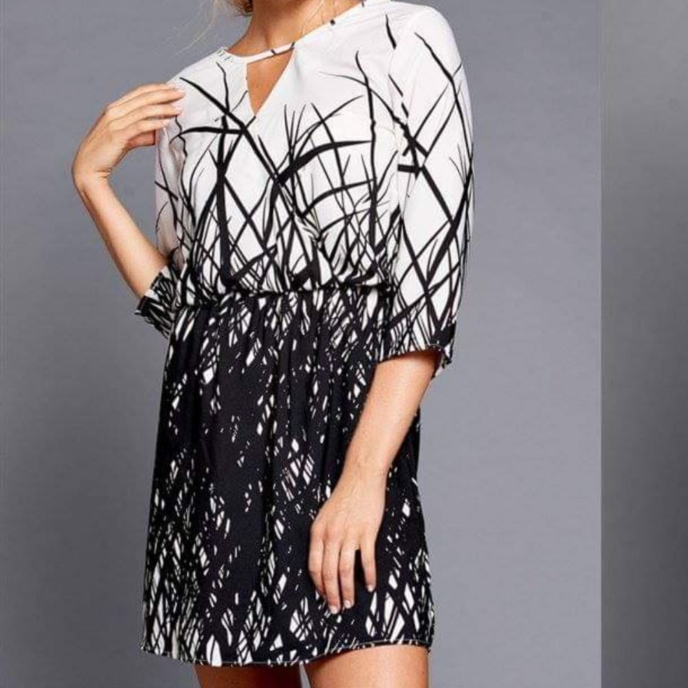 LAST ONE #9 Unique Half Sleeve Brush Stroke Shift Dress MEDIUM